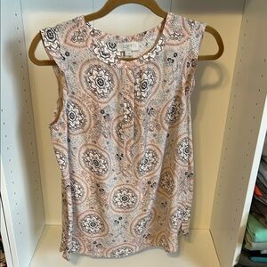 LOFT Cream Sleeveless Tank Top with Round Neckline